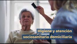 VÍDEO SOBRE EL TEMARIO Y LAS SALIDAS PROFESIONALES DE LA FORMACIÓN DE ATENCIÓN SOCIOSANITARIA A PERSONAS EN EL DOMICILIO